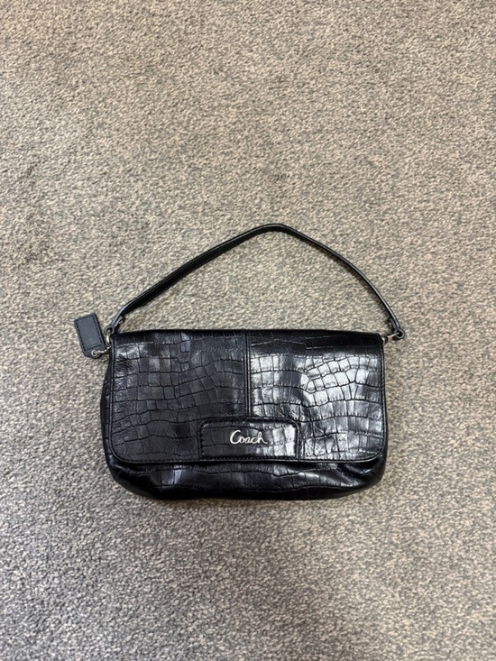 Coach Handbags - Cute Coach Black Lizard Print Leather Large Wristlet Purse